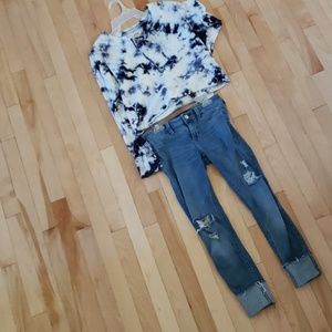 Hollister Jean's and long sleeve tie dye! XS!